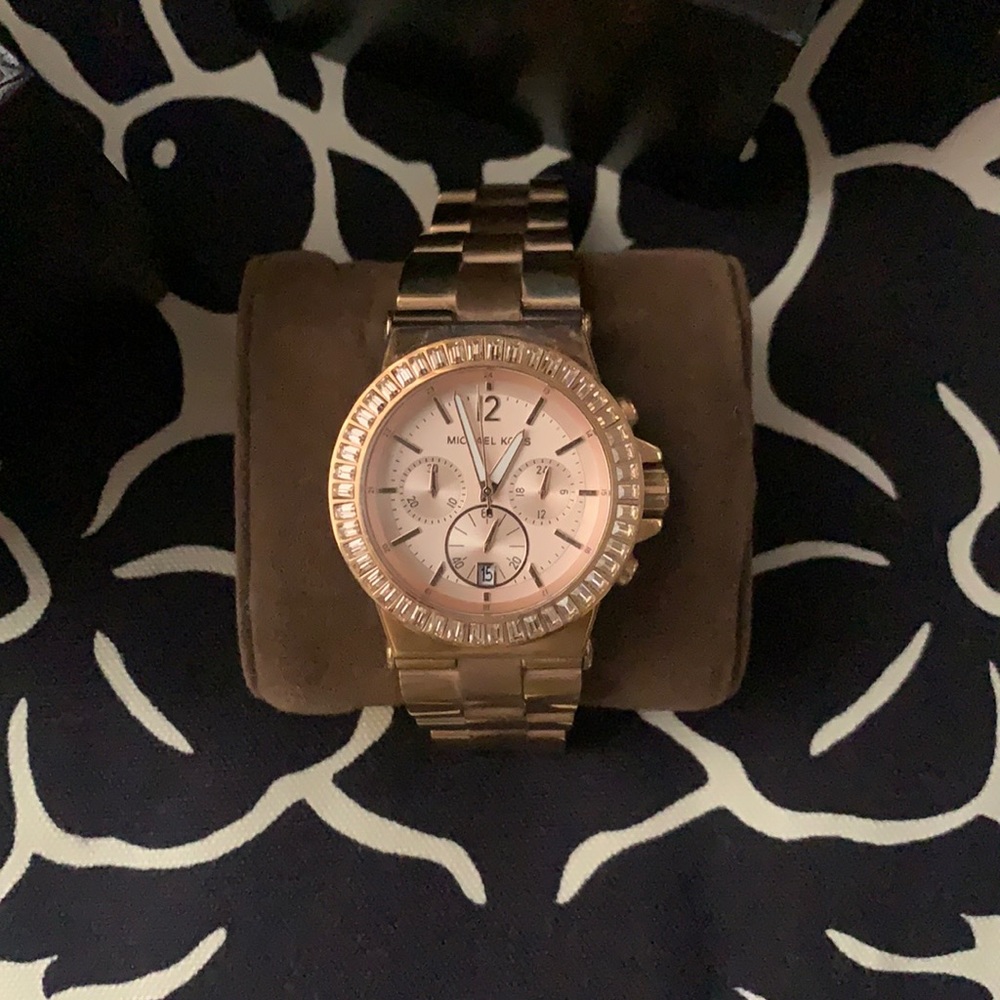 Michael Kors rose gold watch